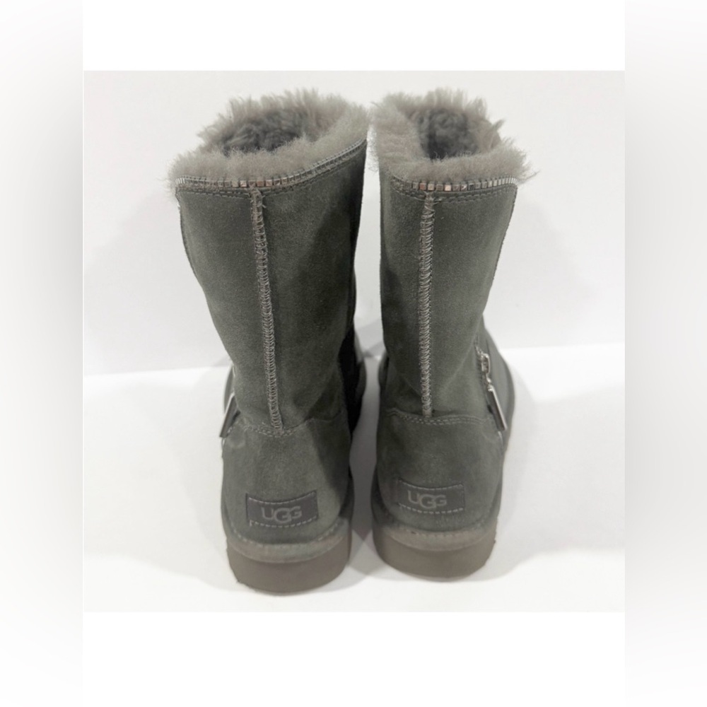 UGG Swarovski Crystal Zip Gray Sheepskin Boots Women 8 Winter - Picture 10 of 12